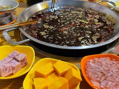 -毛毛老火锅(八年观音桥店)