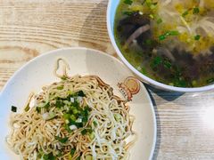 葱油拌面-鸡鸣汤包(复地活力广场店)