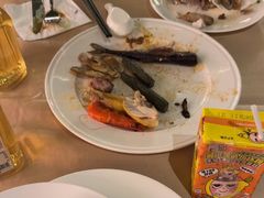 -大中华希尔顿酒店-念自助餐·嗨啤·小龙虾