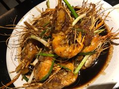 老头儿油爆沼虾-老头儿油爆虾·知味杭州(爱琴海购物中心)