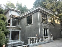 -唯一旅拍·颂当代影像艺术中心(上城店)