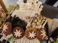 -湊湊火锅·茶憩(东城万达店)
