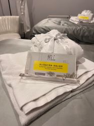 -摩more精奢美妍中心
