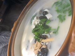 -姜君·千岛湖鱼头馆(浦东大道店)