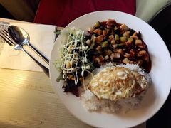 宫爆鸡丁饭-爱上层楼咖啡馆(为公桥店)