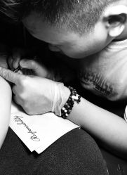 -木子·纹身店TATTOO穿孔·洗纹身