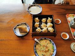 -张家巷美食(南浔店)