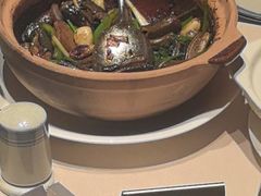 -八府香鸭·啫啫煲(华山路店)