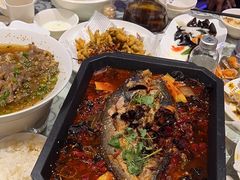 -巴特餐饮6加1音乐餐吧·新疆菜