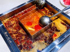 三味鸳鸯锅-红鼎坊·老成都火锅(新南门店)