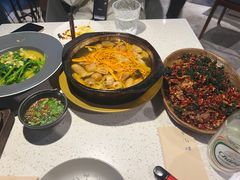 -半山腰·云南菜(侨福芳草地店)