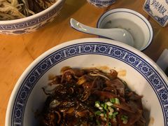 -沪西老弄堂面馆(定西路店)