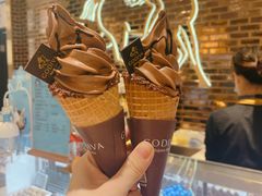 黑巧软冰-GODIVA(美罗城店)