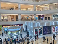 -上海世纪汇广场