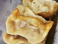 牛肉锅贴-乔家栅(襄阳南路店)