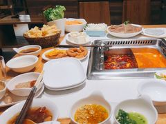 -颐辰舍岁岁羊(文昌万达景园店)