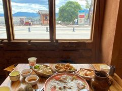 -阿婆情腊排骨火锅(金虹路店)