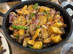 -老钟家烤羊排·敦伊阁清真餐厅胡羊焖饼