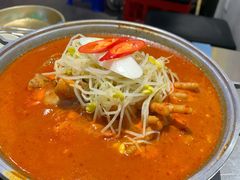 明洞辣鸡爪火锅-Meet Sun韩式大排档(五一广场7MALL店)