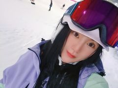 -乔波室内滑雪场