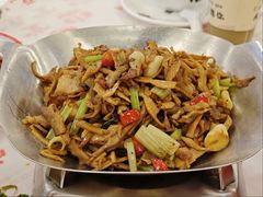 -堂瓦里·33年传统赣菜(第一街区店)