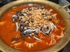 -张翻越·川渝冒菜·武汉黑鸭煲(城北万象城店)