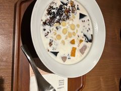 -RUXU入续鸳鸯糖水铺(万菱汇店)