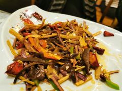 -小厨子私房菜·云南美食店