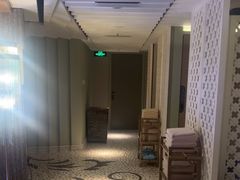 -浅深(世茂滨江精品店)