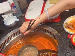 -醉董牛川派鲜肉自选火锅(烟台店)