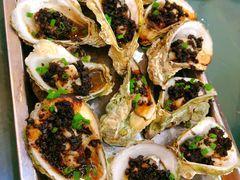 -覃记海鲜美食餐厅