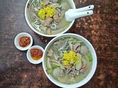 -潮镇老尾牛杂(环城西路店)