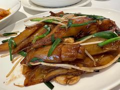 韭菜芽菜炒猪肠粉-花城苑广府菜(侨鑫店)