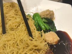 -香港新发烧腊茶餐厅(水围店)