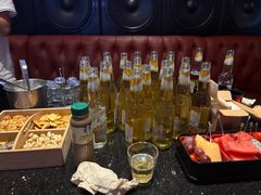 -包整·丝娃娃(一览甲秀楼风景店)