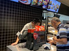 -肯德基(中鼎大厦店)