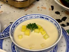 鲜芒果布丁-禄婶鸡煲·打边炉