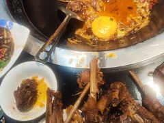 -袁小二大东北铁锅炖(吉祥村总部)