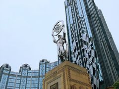 -影汇之星8字形摩天轮