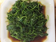 -云河农家乐饭店(福禄缘树山店)
