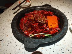 -红九格老火锅(三峡广场店)