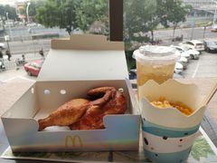 -麦当劳(展览路店)