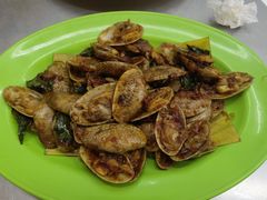 -明记烧鱼美味店