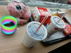 -麦当劳(龙洞店)