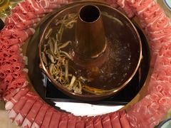 网红羊围脖-老阿妈蒙古村·蒙古包·草原文化·歌舞表演(老君堂店)