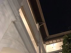 -Raffles Courtyard(莱佛士酒店)