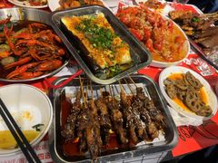 -李双猪·小龙虾·烧烤·羊肉煲(乐山店)