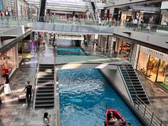 -滨海湾金沙购物商场
