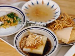 -正南齐北·老街糯米团(洪崖洞店)