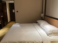-上海静安昆仑大酒店